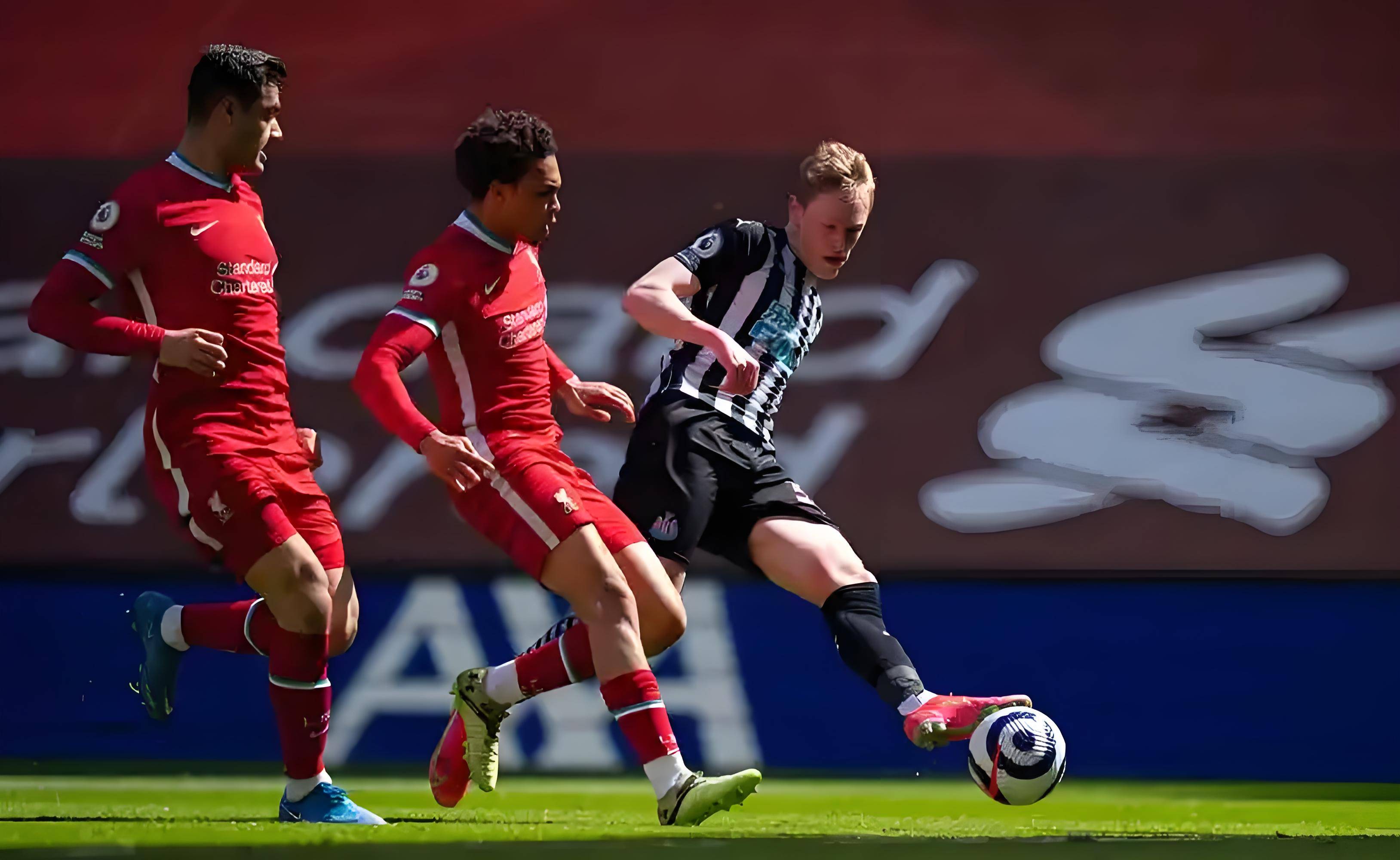 开云体育-梅西赛事官方发布惊险取胜新规，RNG争议不断！的简单介绍